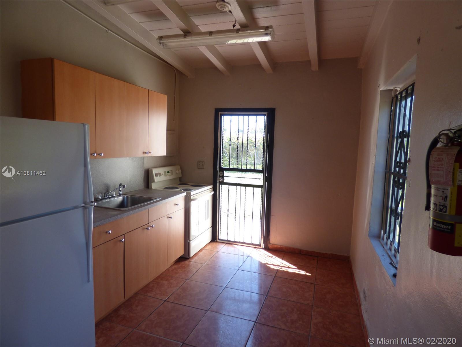 BUNCHE PARK - Residential