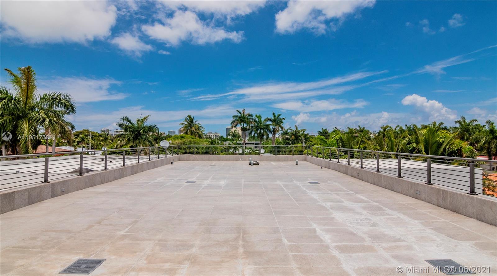 BAY HARBOR ISLAND - Residential