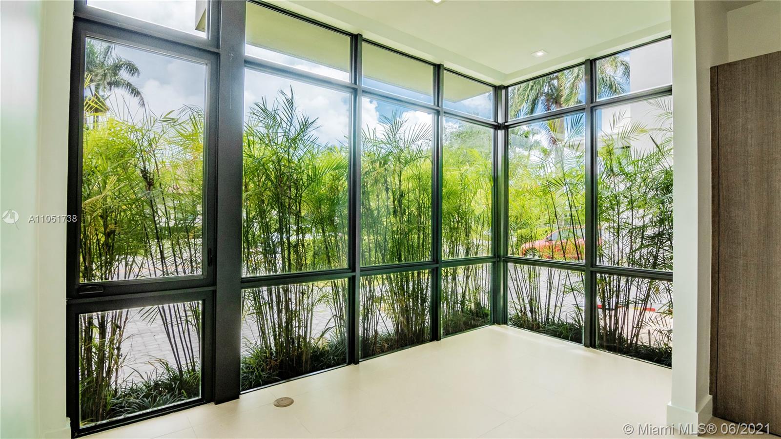 BAY HARBOR ISLAND - Residential