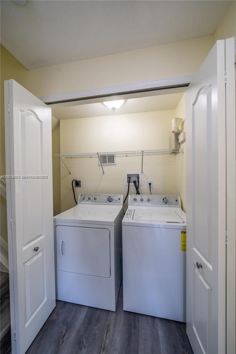 8882 W Flagler St 208