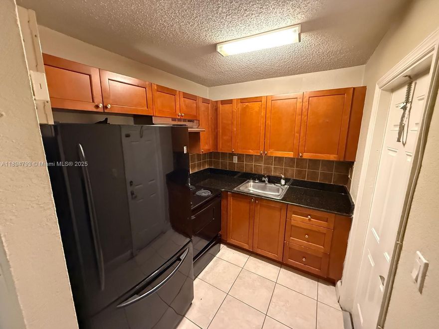 GREAT APARTMENT FOR RENT 1 BED 1 BATH *** 2 MONTH TO MOVE IN ** SCHEDULE A SHOWING AND RENT IT TODAY!