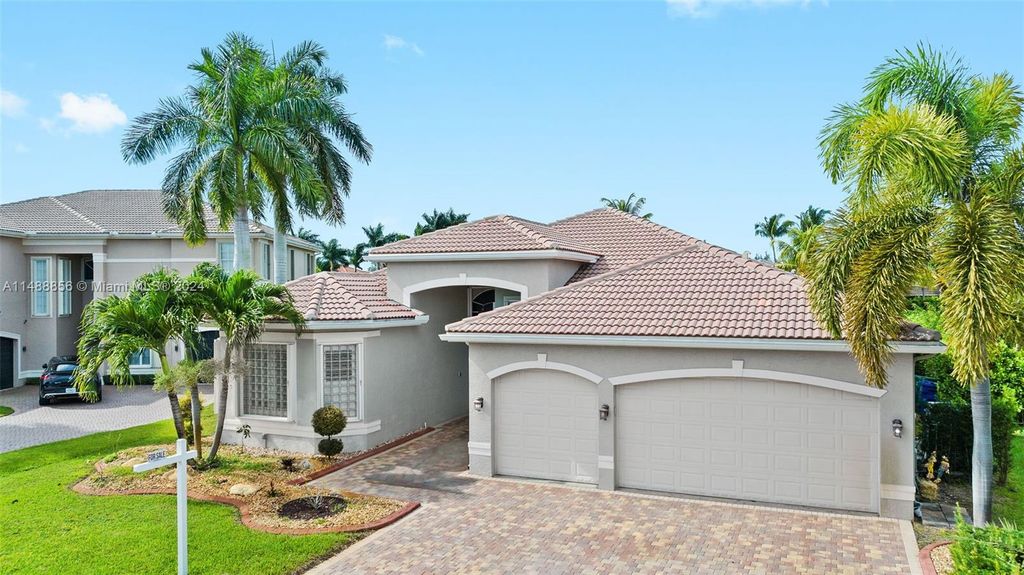 Photo of 4110 SW 194th Ter, Miramar, FL 33029 (MLS # A11488856)