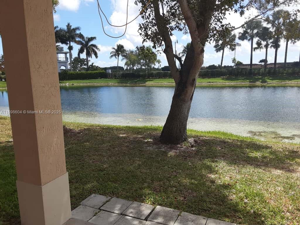 PORTOFINO POINTE - Residential