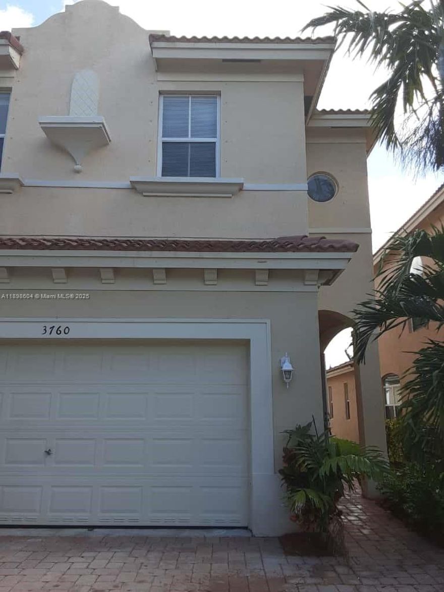 An amazing property with a large master bedroom on the first floor with four additional bedrooms upstairs. This lakefront property is not only private but is located within a community that is great for family and pets. Community is located within walking distance of an elementary school. There is also access to a community pool and plenty of other activities. Please schedule viewings for later afternoons and weekends.