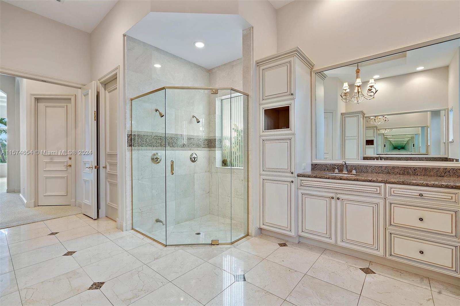 HARBOUR ISLES - Residential Lease