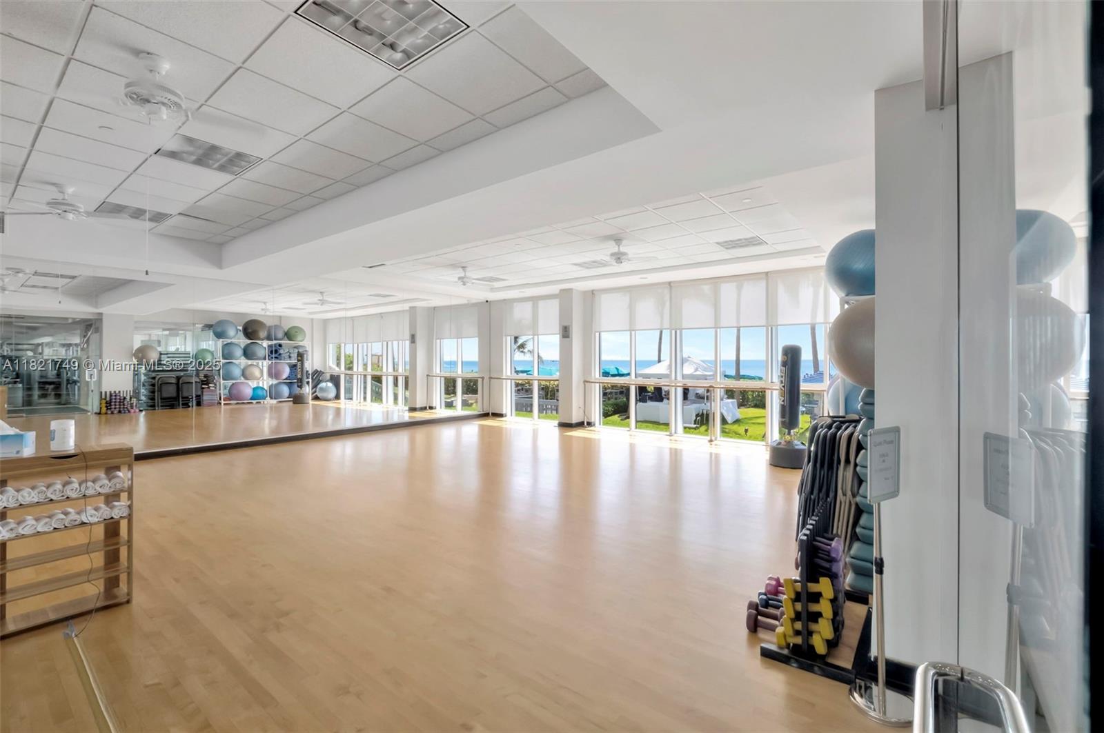 OCEANIA I CONDO - Residential