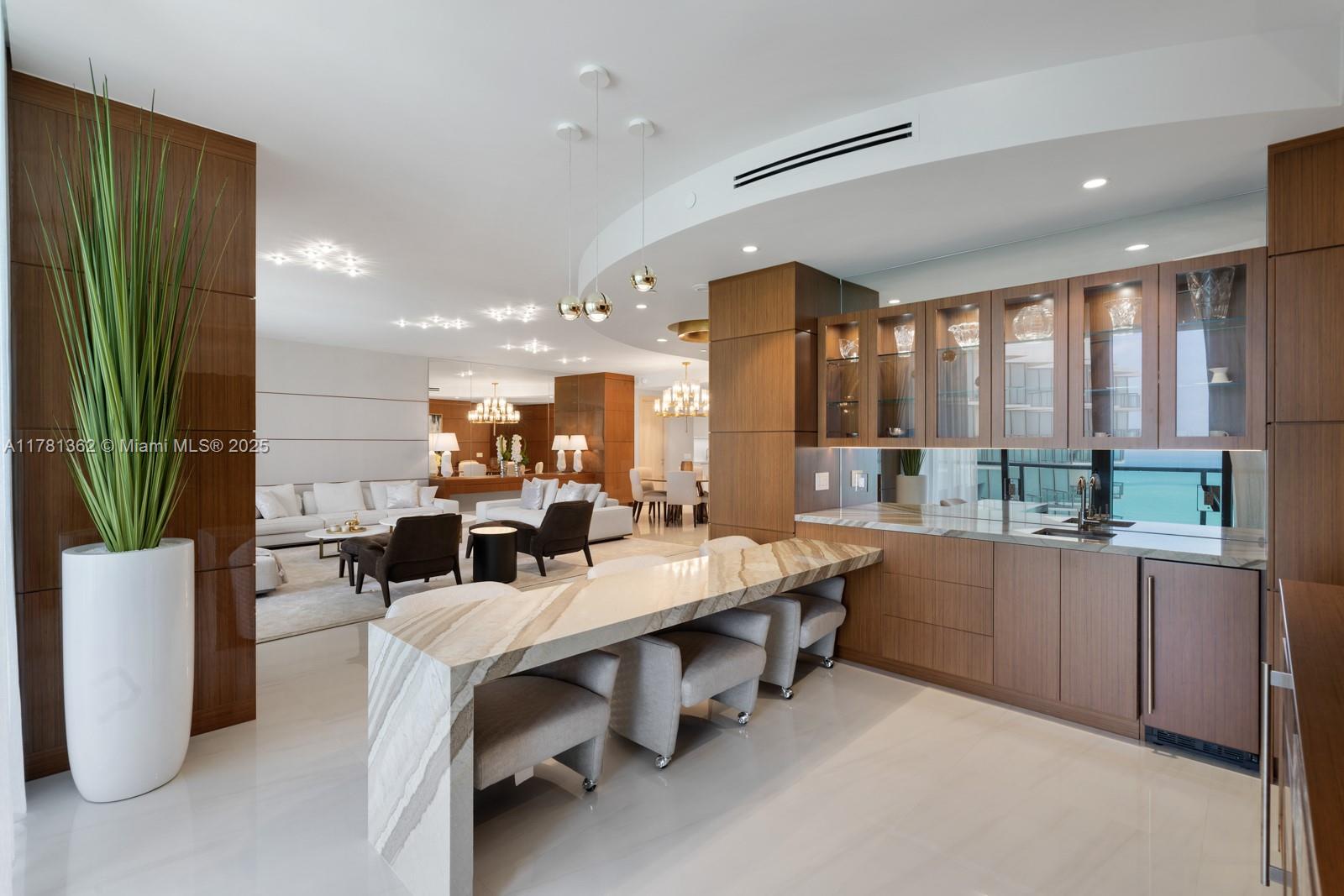 BAL HARBOUR NORTH SOUTH C - Residential