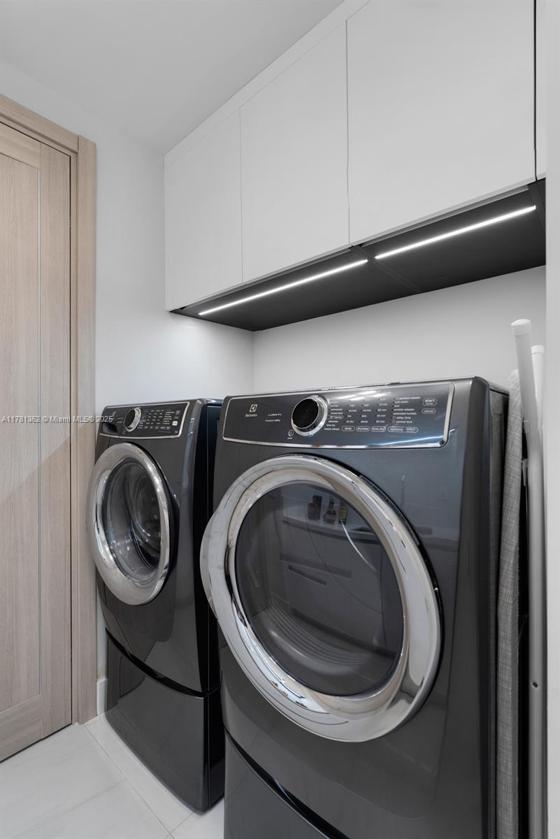 BAL HARBOUR NORTH SOUTH C - Residential