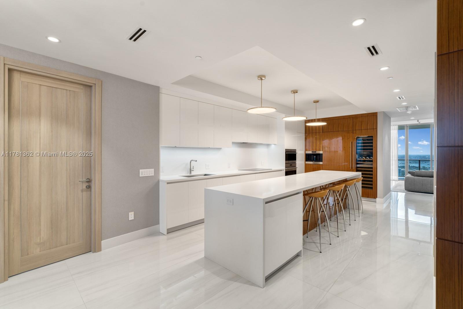 BAL HARBOUR NORTH SOUTH C - Residential