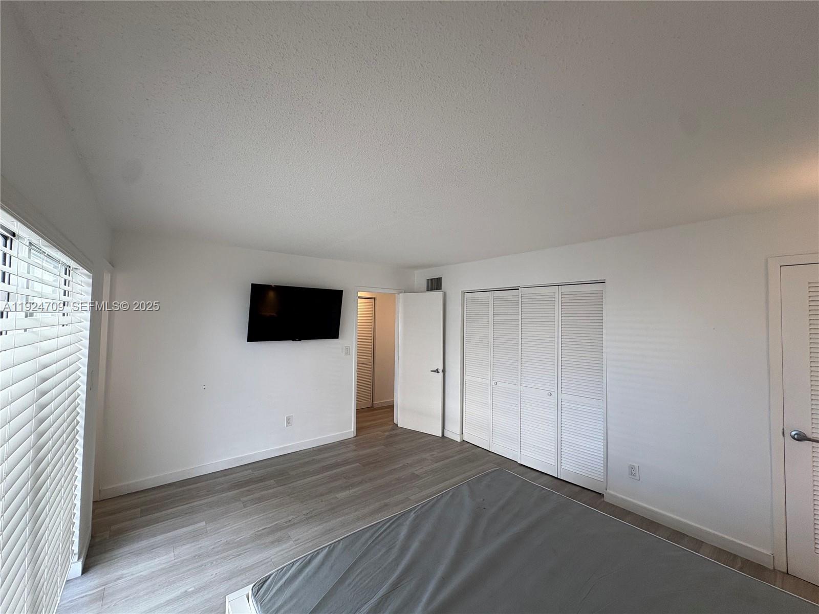 GOLDEN HOUSE CONDO - Residential Lease