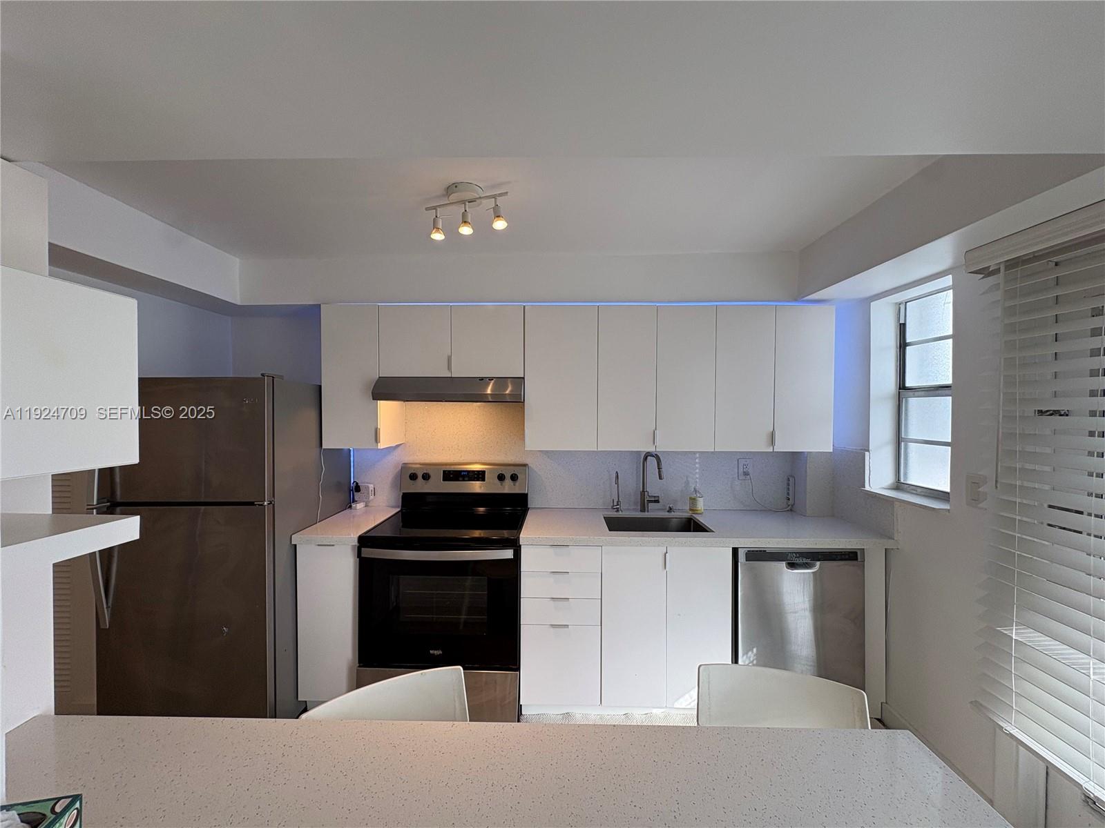 GOLDEN HOUSE CONDO - Residential Lease