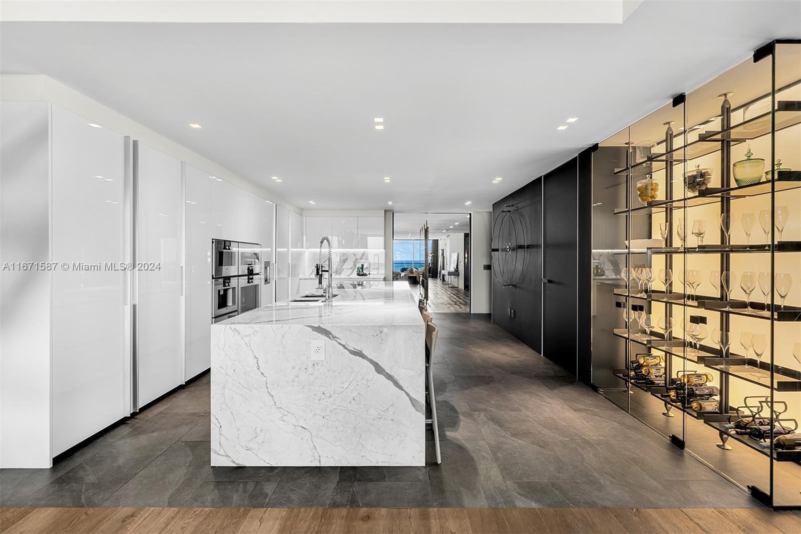 OCEANA BAL HARBOUR CONDO - Residential