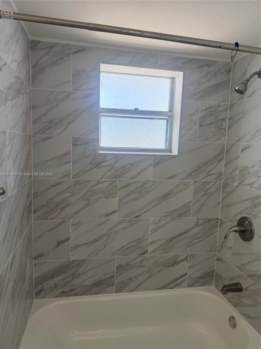 LSOLEI AT HALLANDALE BEAC - Residential Lease