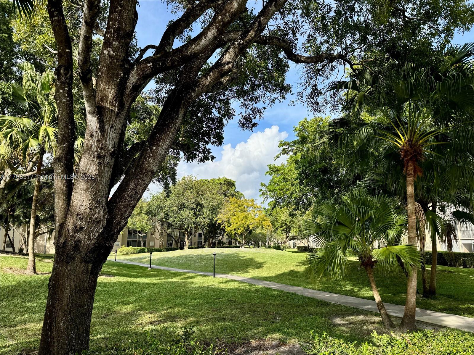 CAMBRIDGE AT CENTURY VILL - Residential