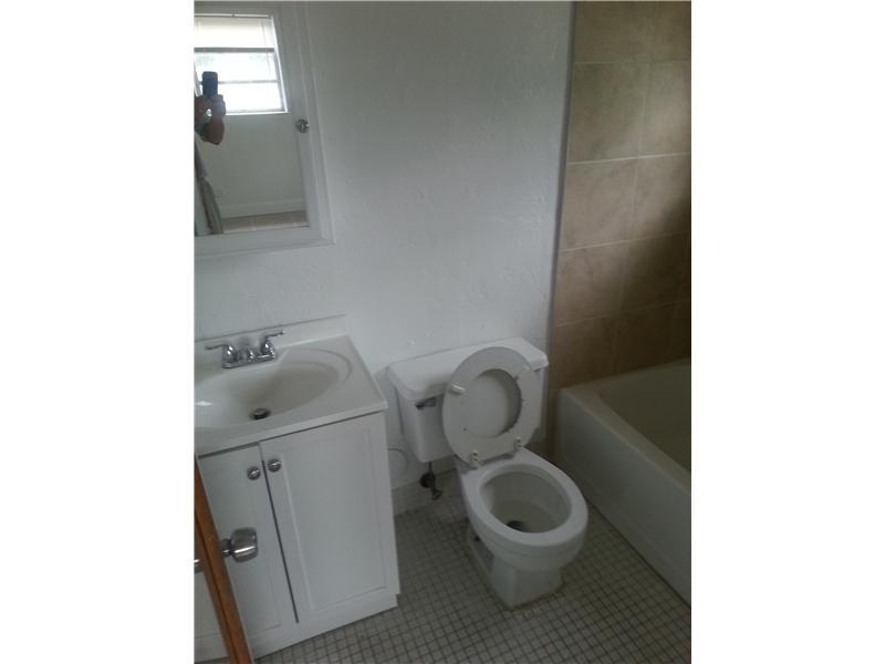 DIXIE GARDENS 2-42 B - Residential Lease