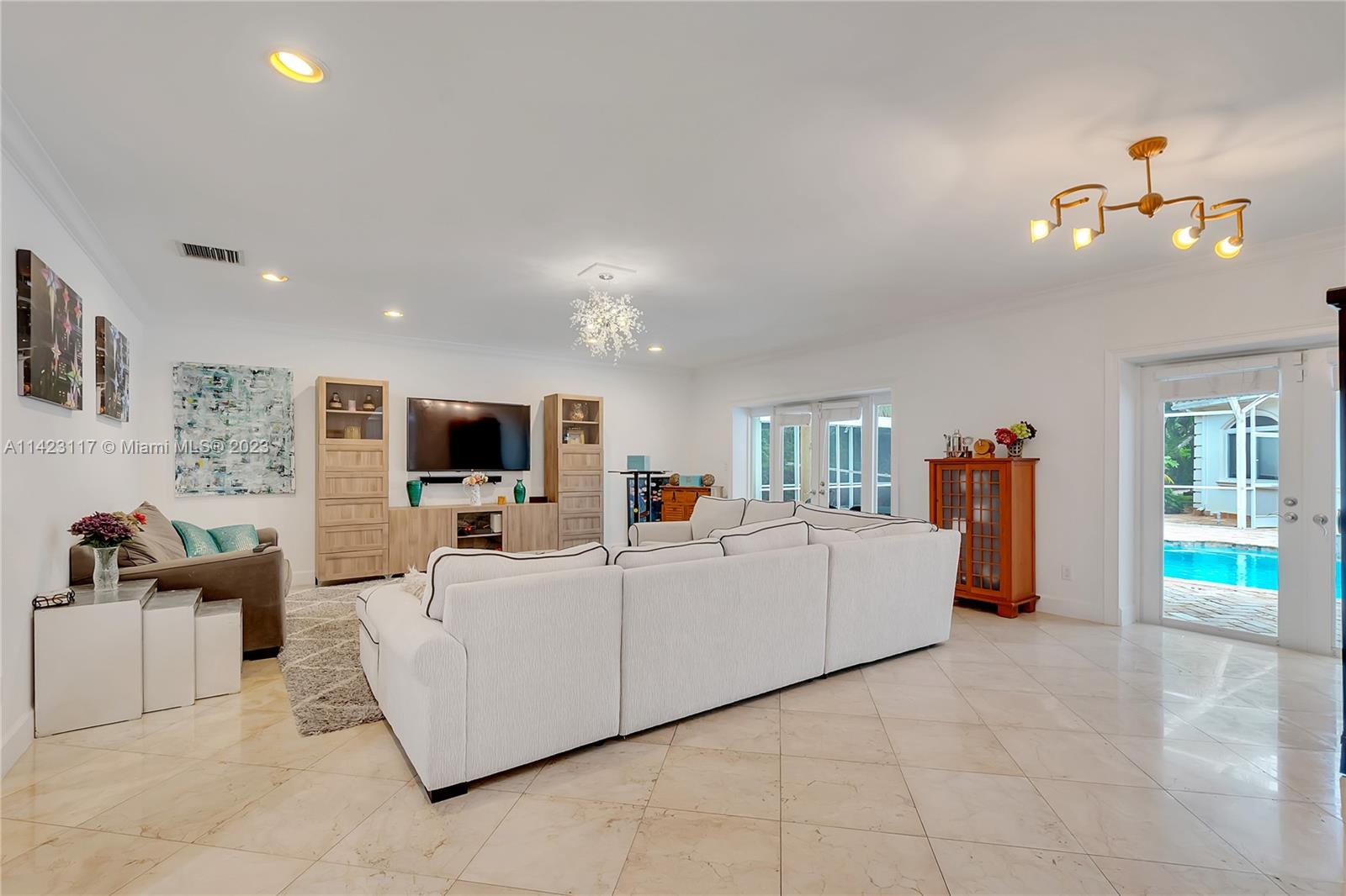 Pinecrest, Florida 33156, United States, 6 Bedrooms Bedrooms, ,6 BathroomsBathrooms,Residential,Active,71689