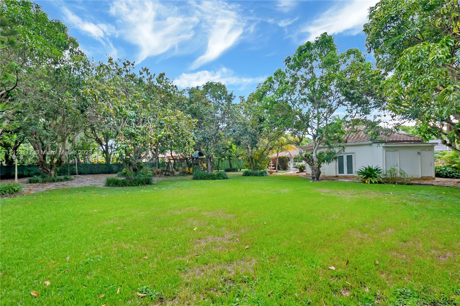 Pinecrest, Florida 33156, United States, 6 Bedrooms Bedrooms, ,6 BathroomsBathrooms,Residential,Active,71689