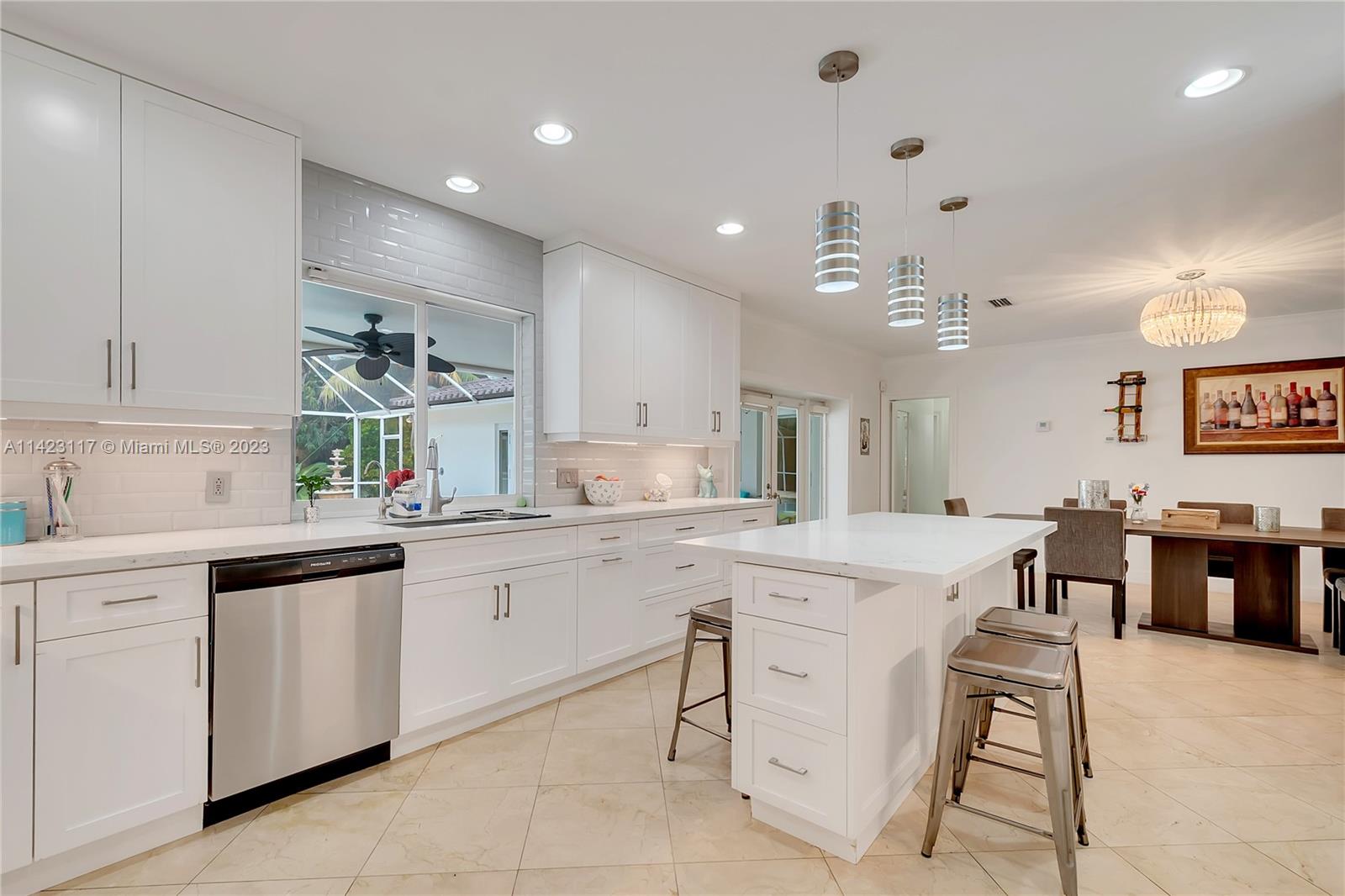 Pinecrest, Florida 33156, United States, 6 Bedrooms Bedrooms, ,6 BathroomsBathrooms,Residential,Active,71689