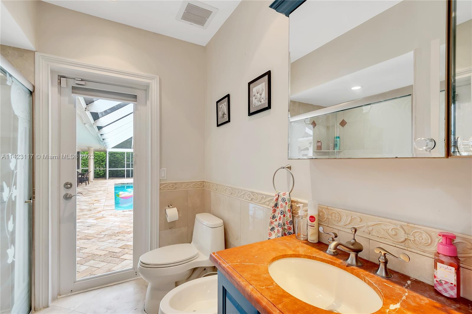 Pinecrest, Florida 33156, United States, 6 Bedrooms Bedrooms, ,6 BathroomsBathrooms,Residential,Active,71689