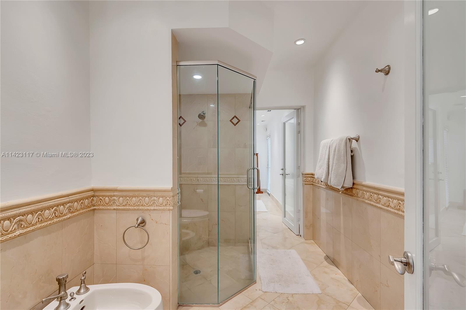 Pinecrest, Florida 33156, United States, 6 Bedrooms Bedrooms, ,6 BathroomsBathrooms,Residential,Active,71689