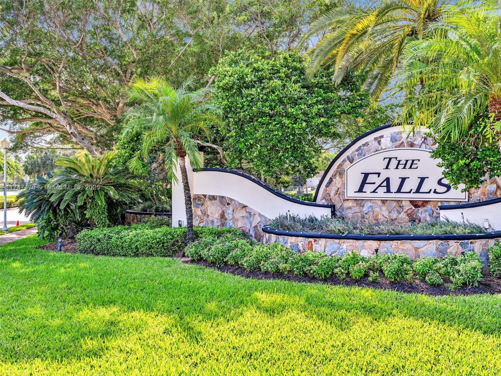 Property for Sale at 930 Briar Ridge Rd, Weston, Broward County, Florida - Bedrooms: 3 
Bathrooms: 2  - $675,000