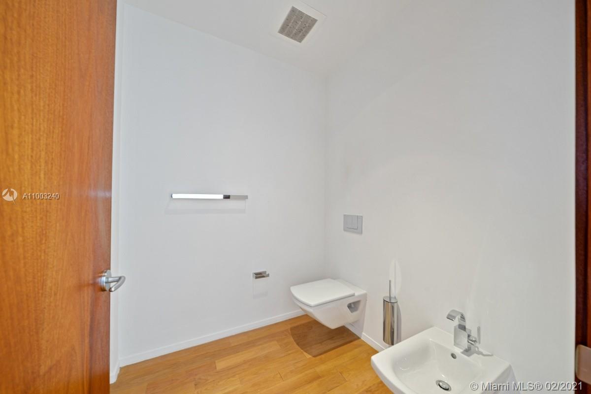 APOGEE CONDO - Residential