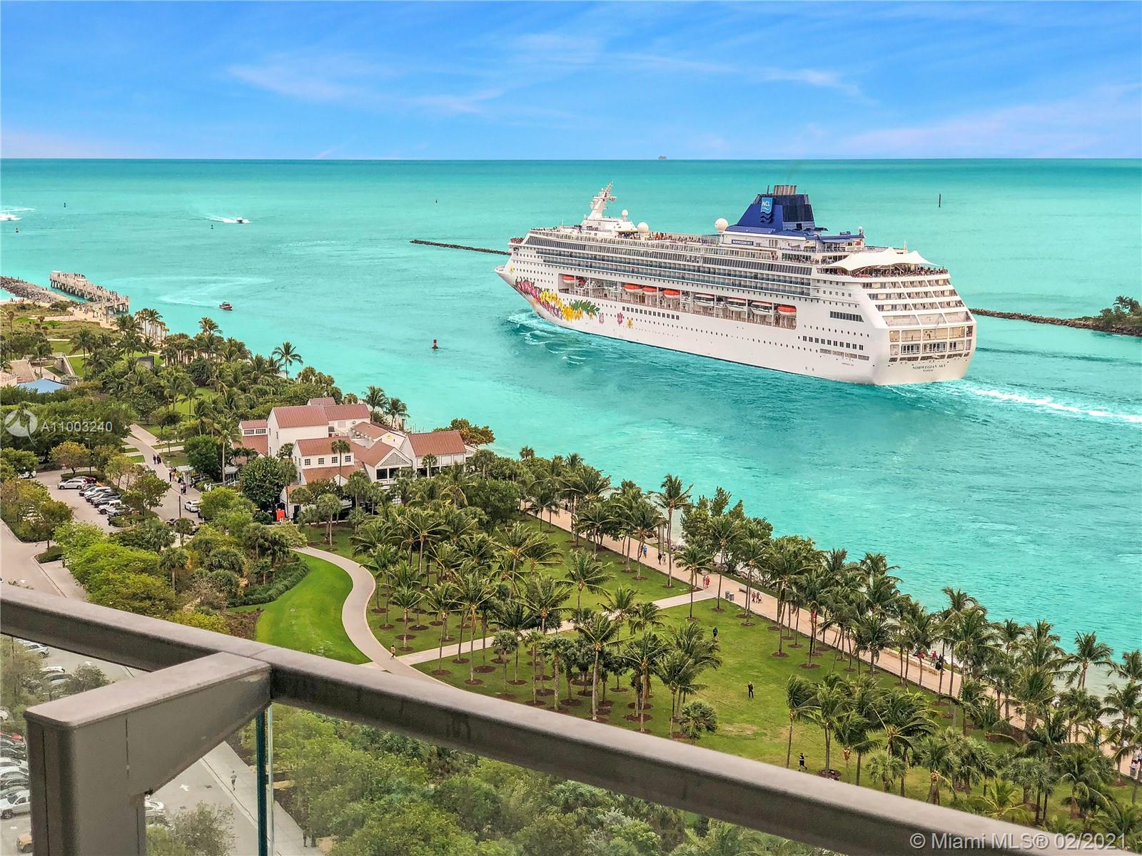 APOGEE CONDO - Residential