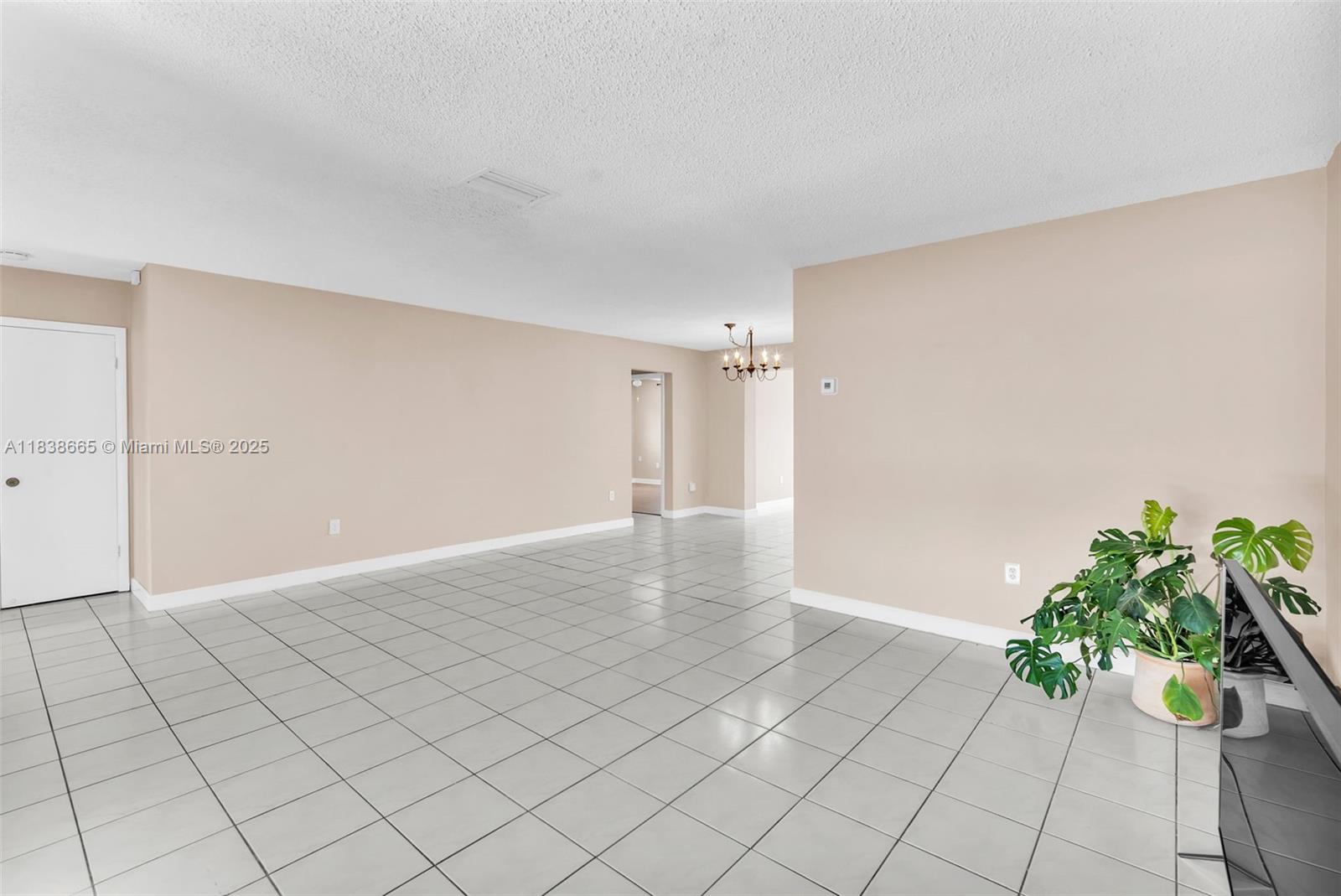 COOPER ESTATES SEC 1 - Residential Lease