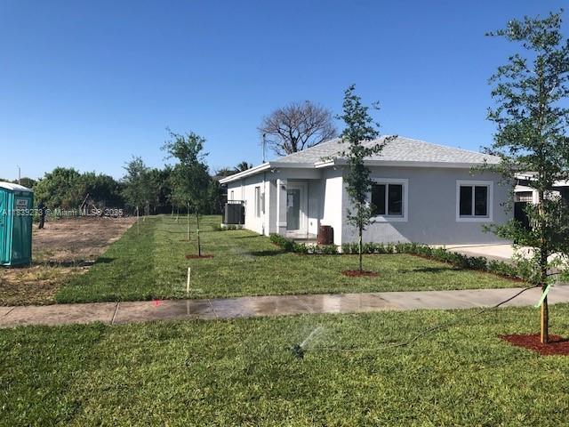 1985 NW 152nd St