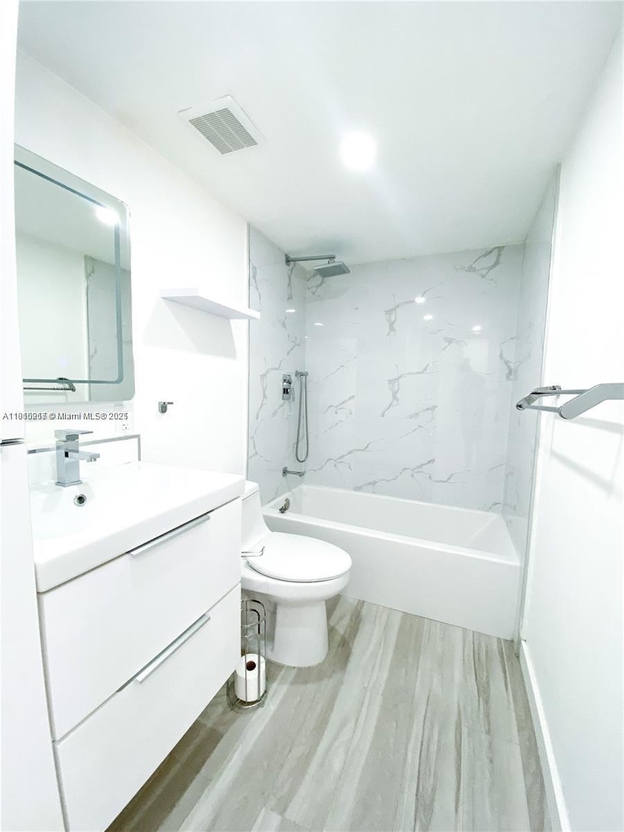 PEPPERMILL KENDALE LK WES - Residential Lease