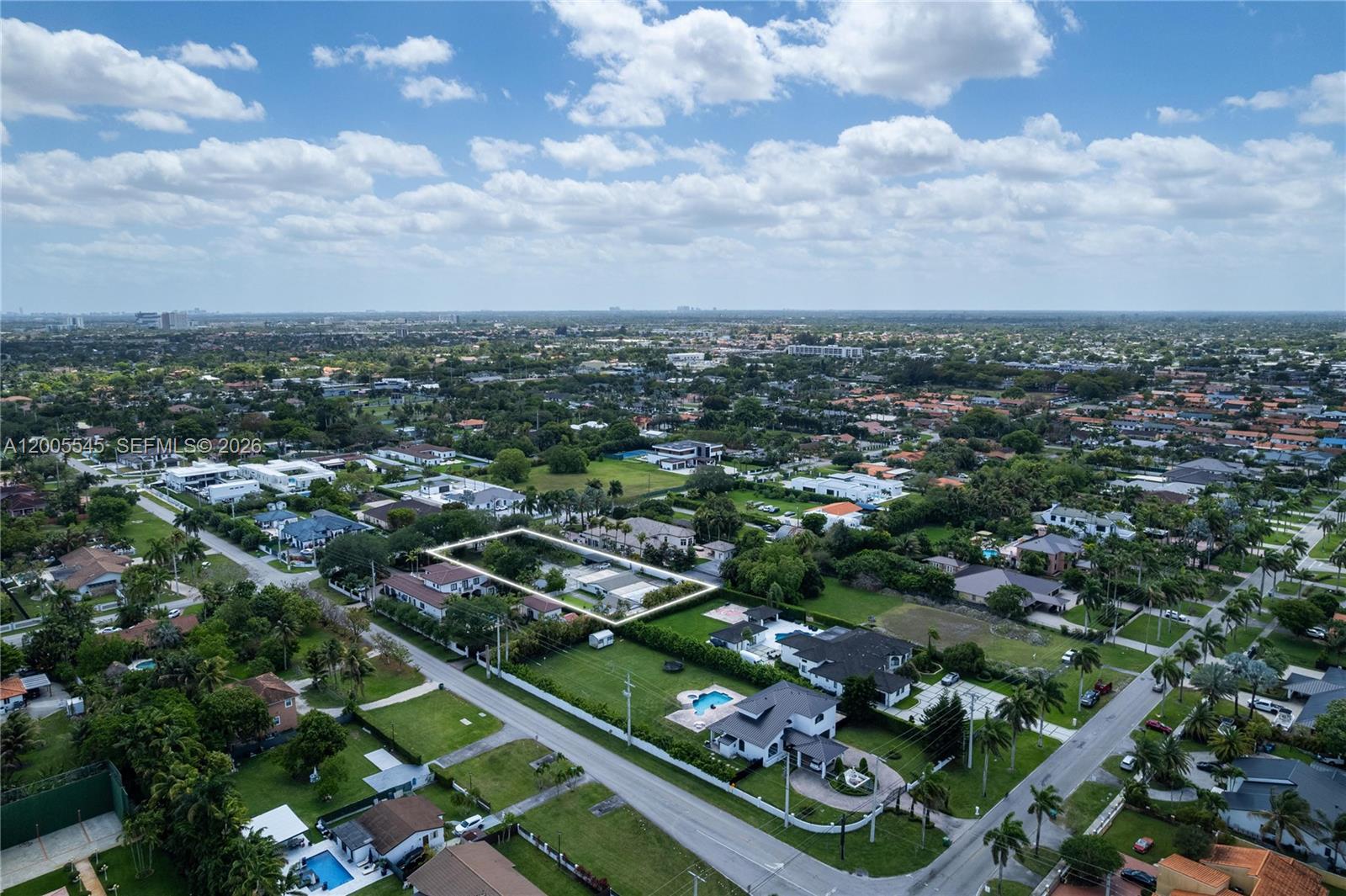 SWEETWATER ESTS SUB - Residential