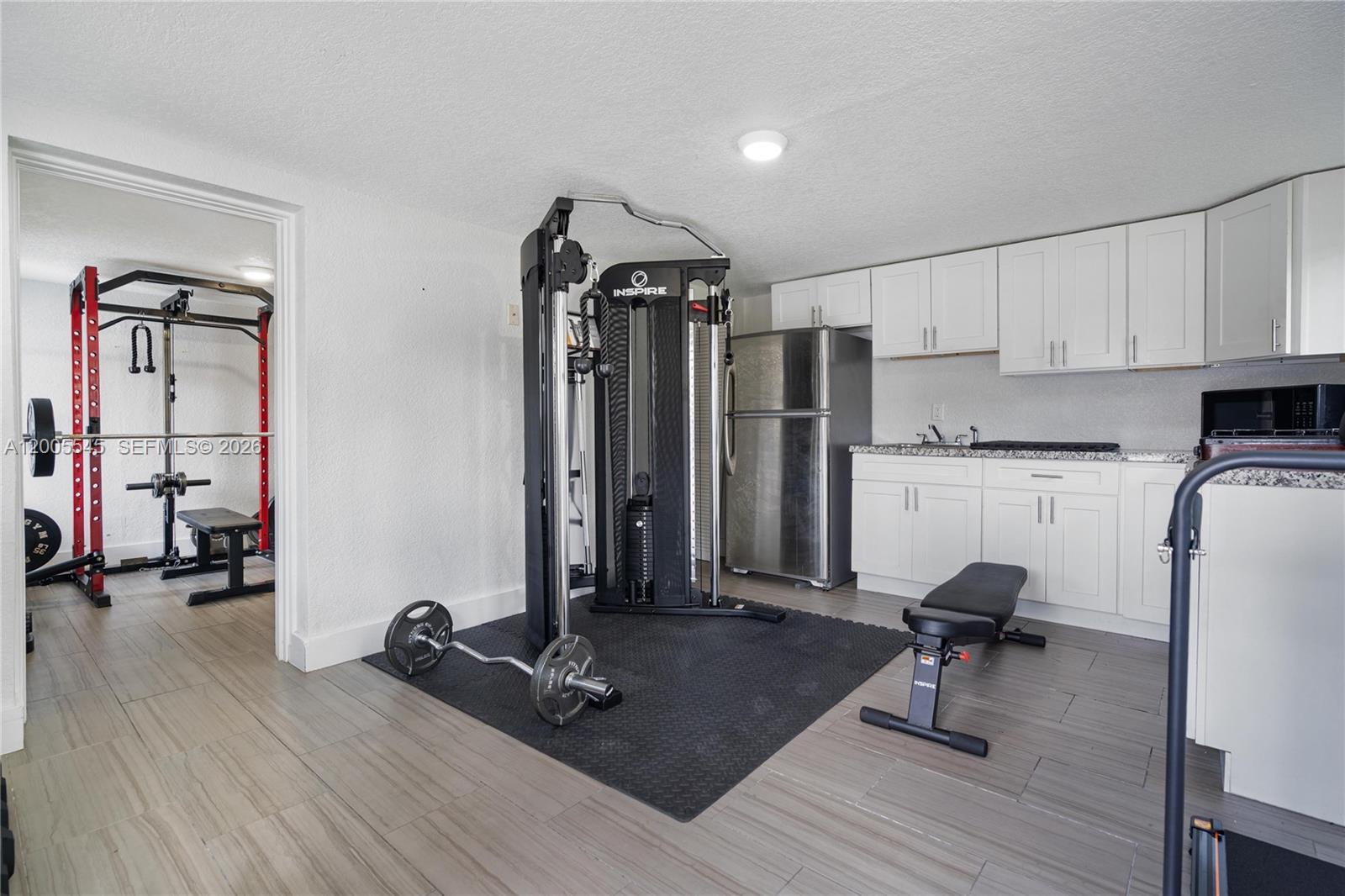 SWEETWATER ESTS SUB - Residential