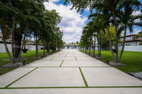 Photo of 150 NW 130th Ave, Miami, FL 33182 (MLS # A12005545)