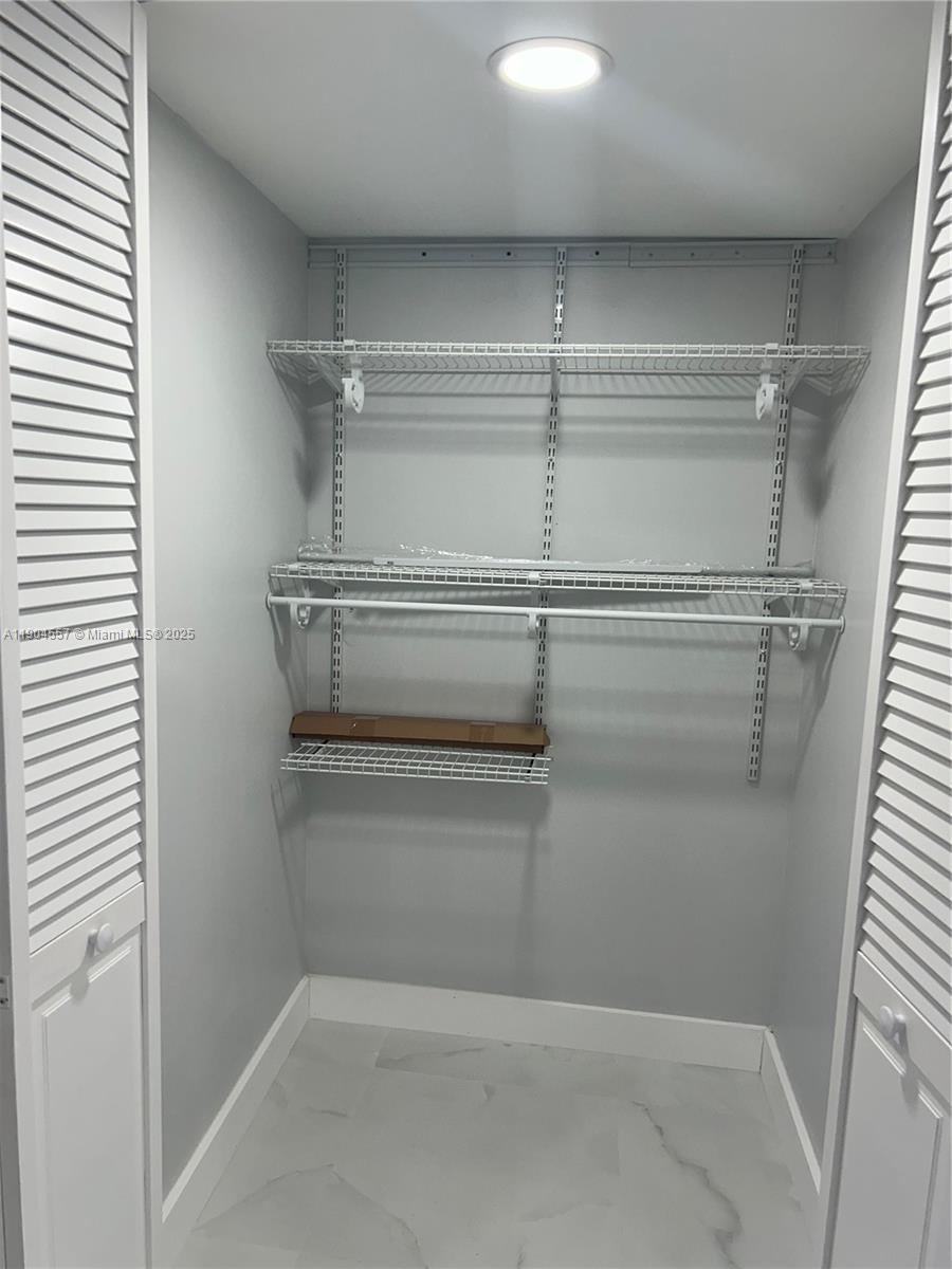 WHISPERING PINES ESTATES - Residential Lease