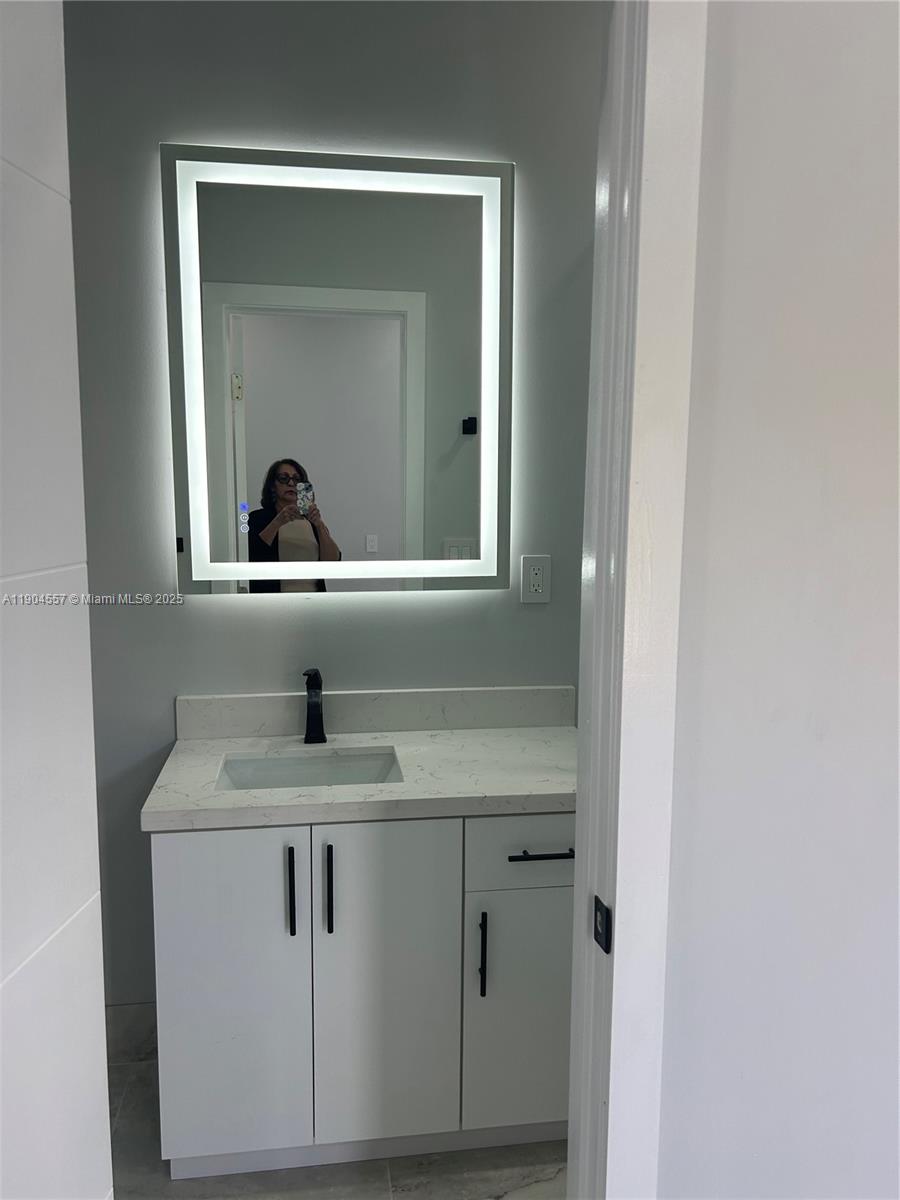 WHISPERING PINES ESTATES - Residential Lease