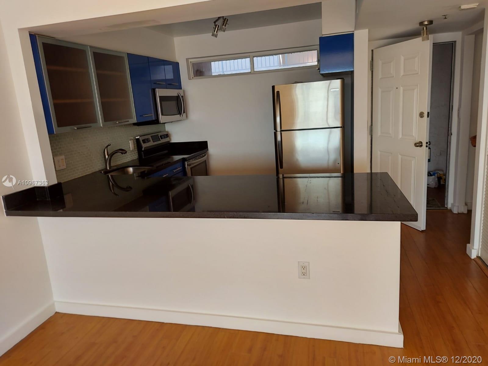 NIRVANA CONDO NO FIVE CON - Residential