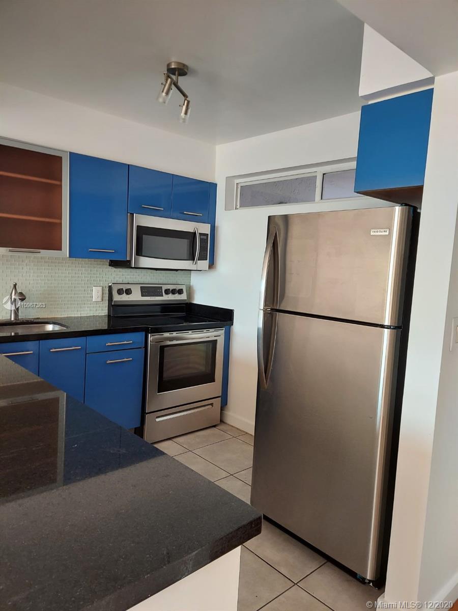 NIRVANA CONDO NO FIVE CON - Residential