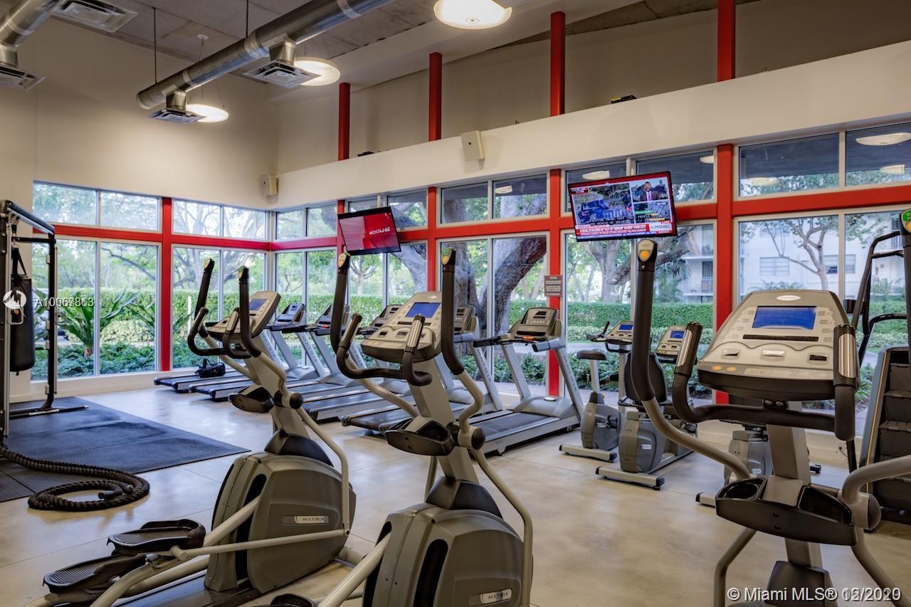 NIRVANA CONDO NO FIVE CON - Residential