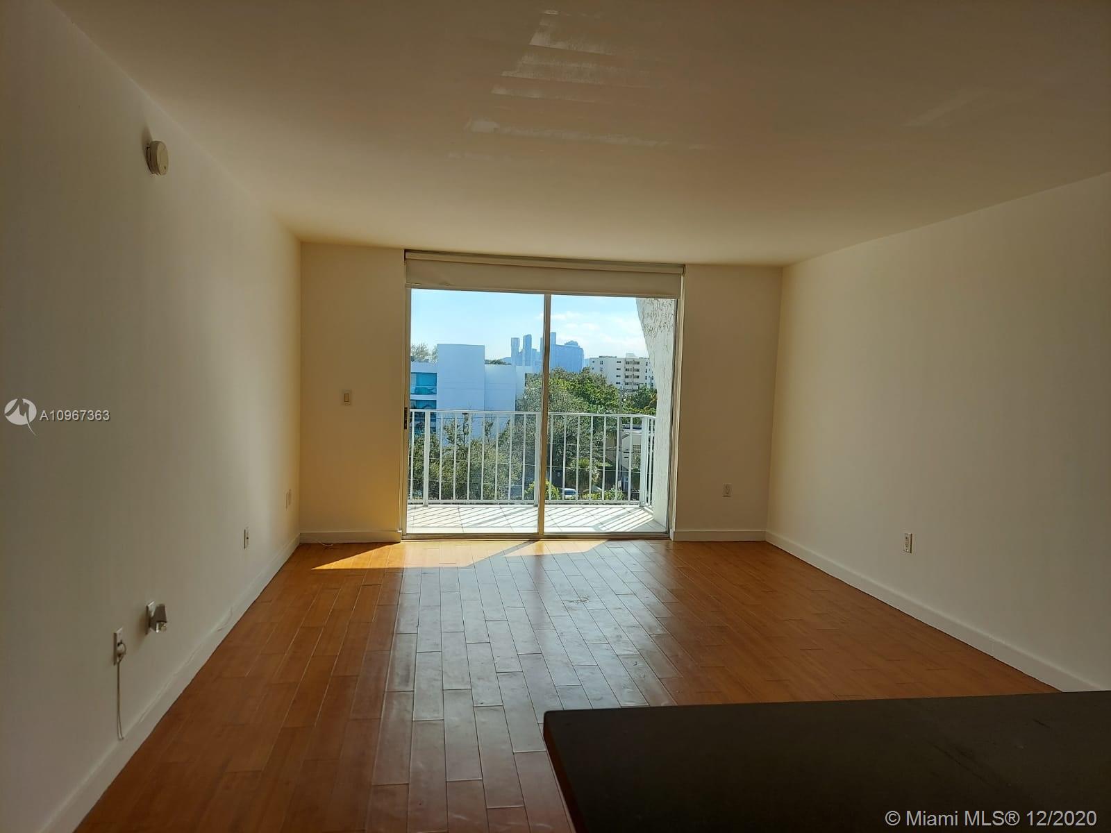 NIRVANA CONDO NO FIVE CON - Residential