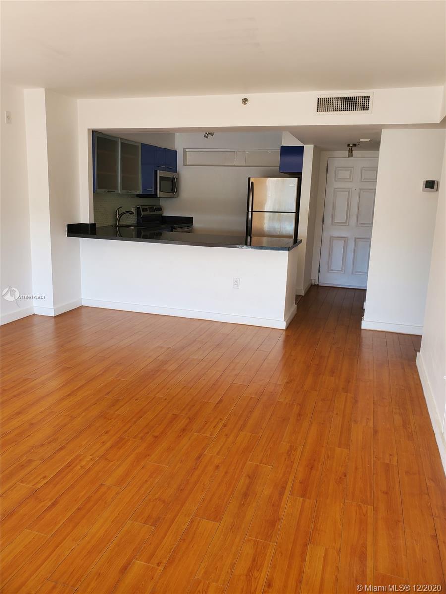 NIRVANA CONDO NO FIVE CON - Residential