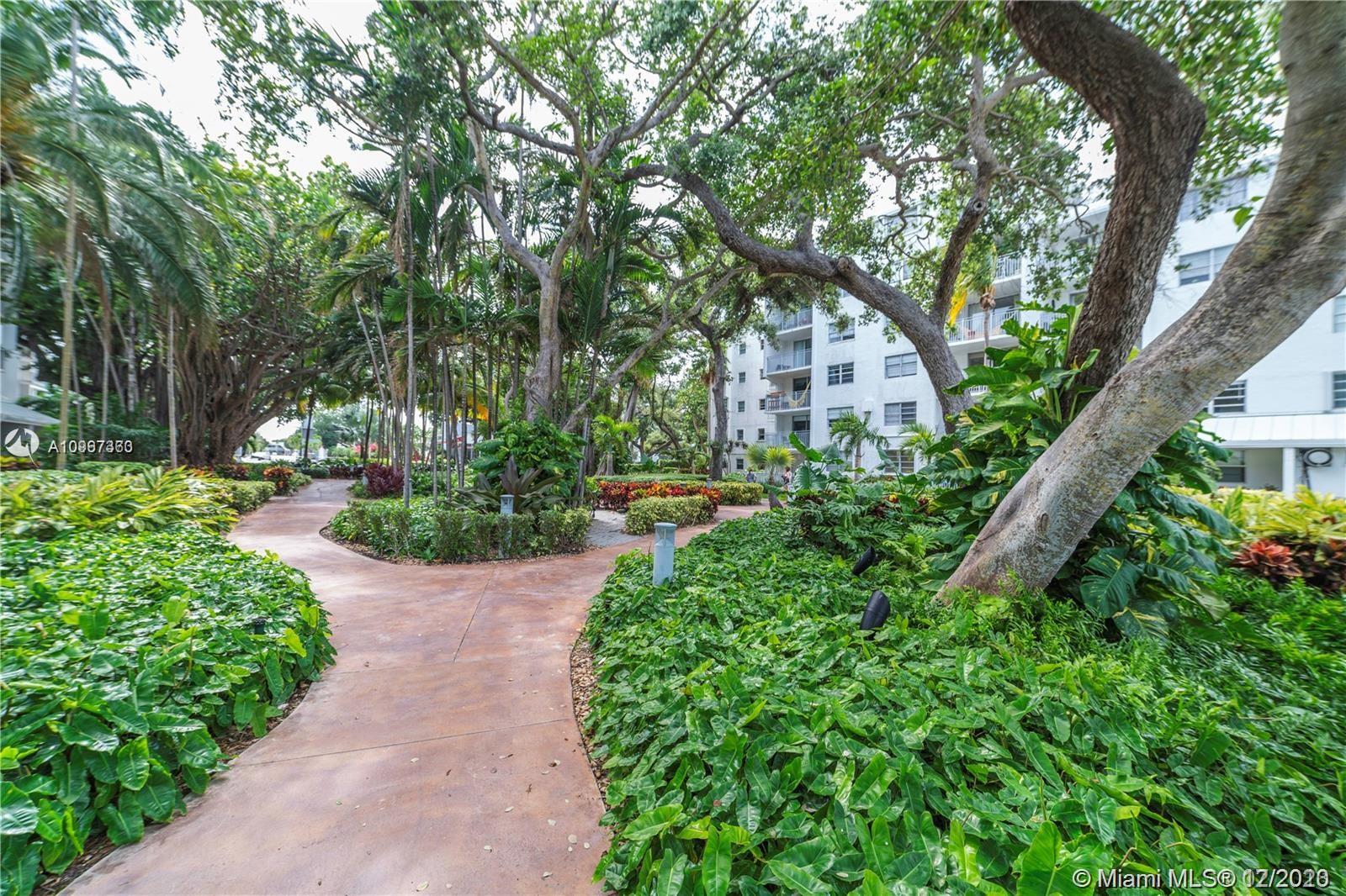 NIRVANA CONDO NO FIVE CON - Residential