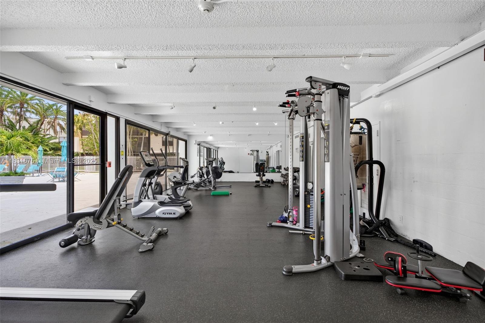 VILLA DORADA CONDO NO 2 - Residential