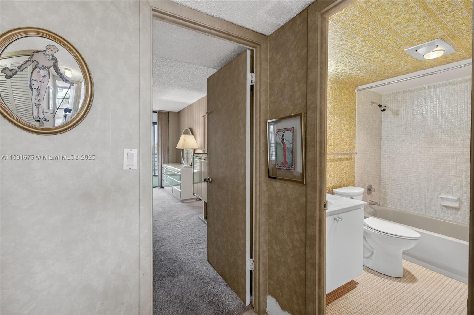 VILLA DORADA CONDO NO 2 - Residential