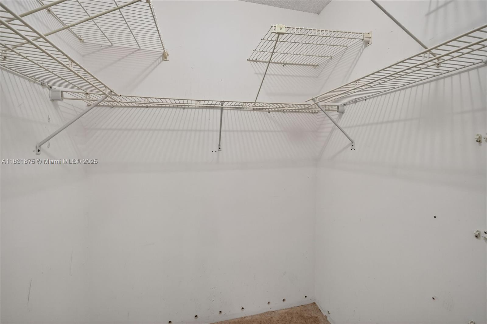 VILLA DORADA CONDO NO 2 - Residential