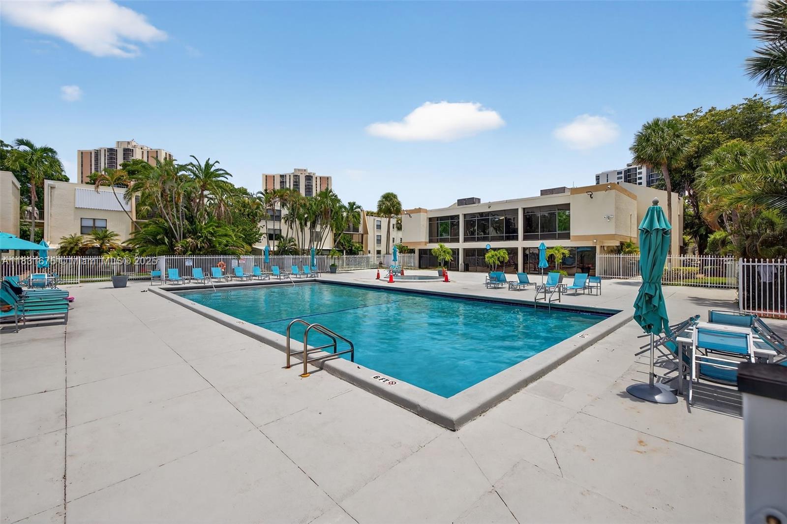 VILLA DORADA CONDO NO 2 - Residential