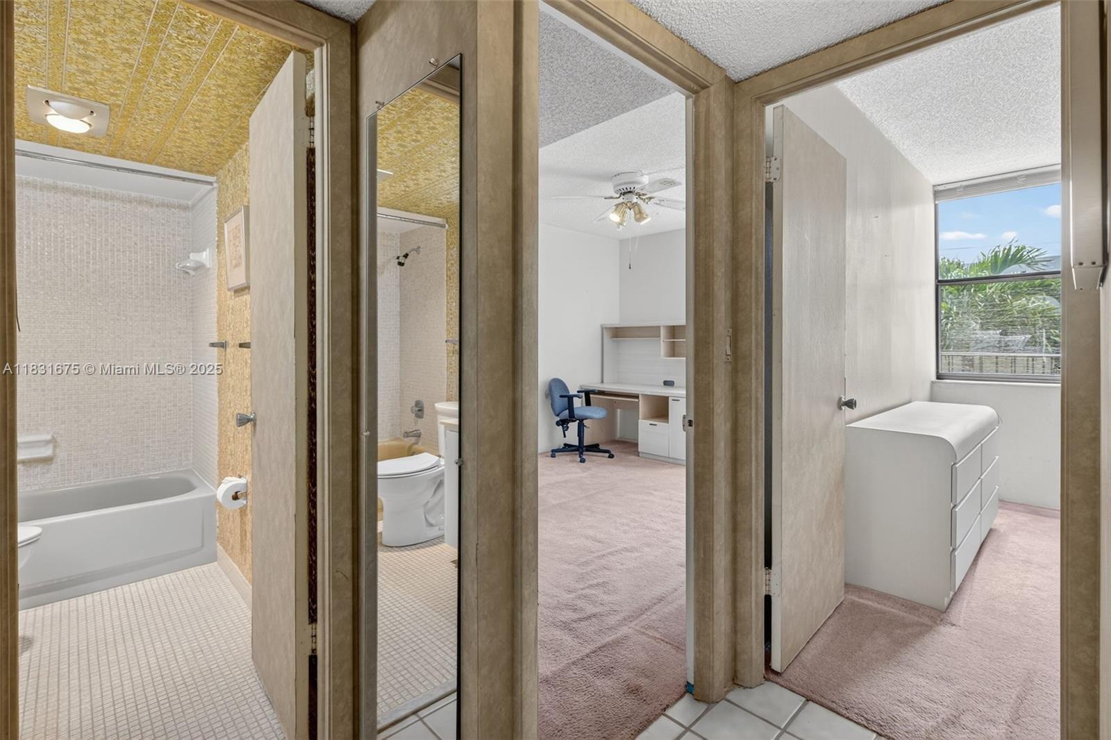 VILLA DORADA CONDO NO 2 - Residential