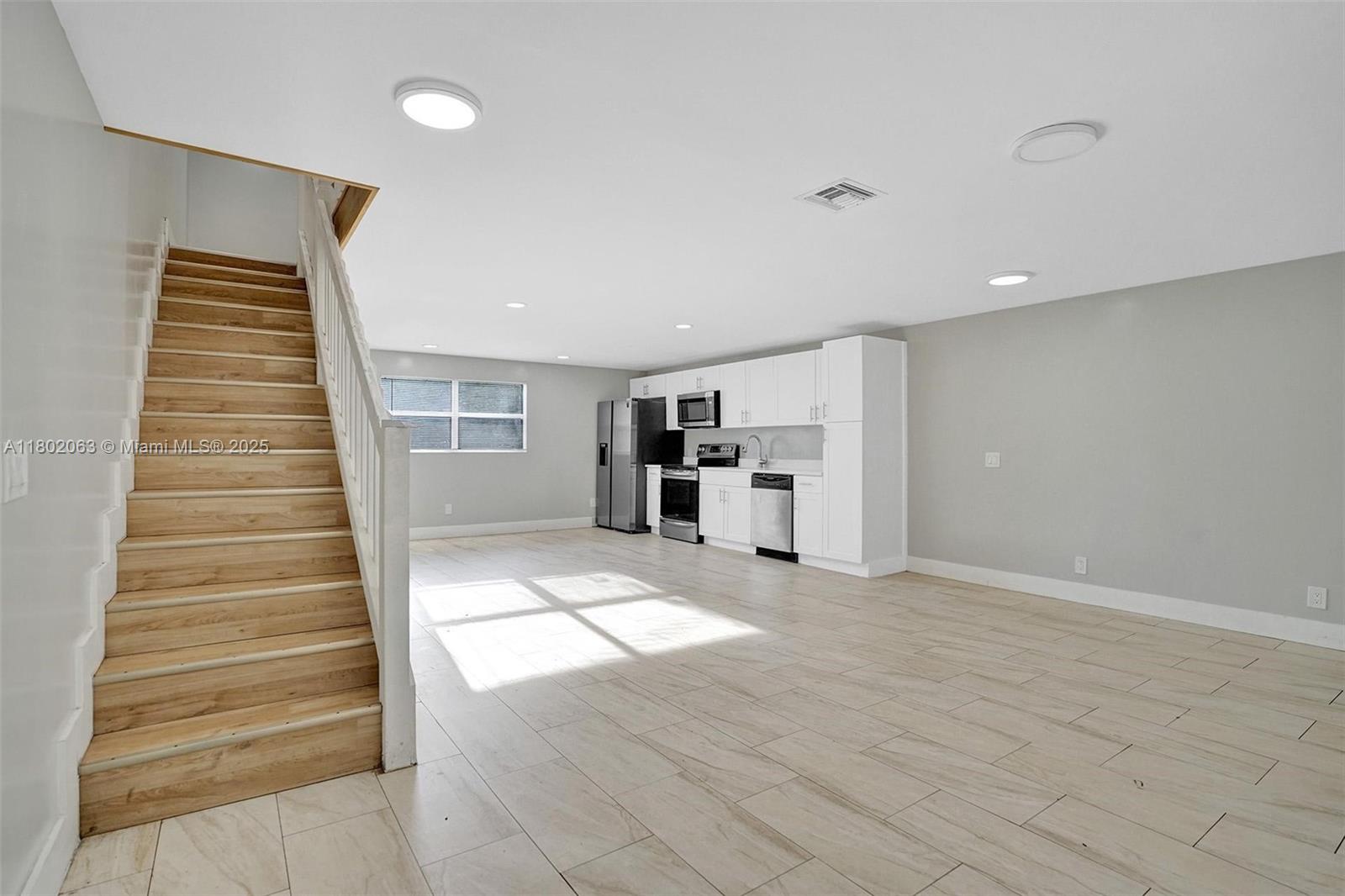 WOODHAVEN AMENDED PLAT - Residential Income