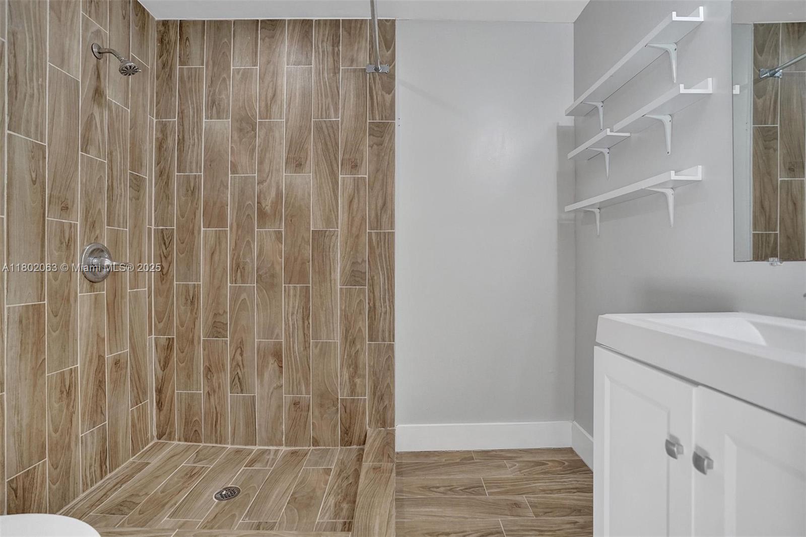 WOODHAVEN AMENDED PLAT - Residential Income