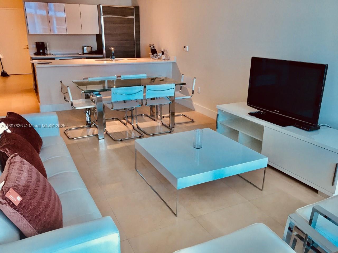 1100 MILLECENTO RESIDENCE - Residential Lease