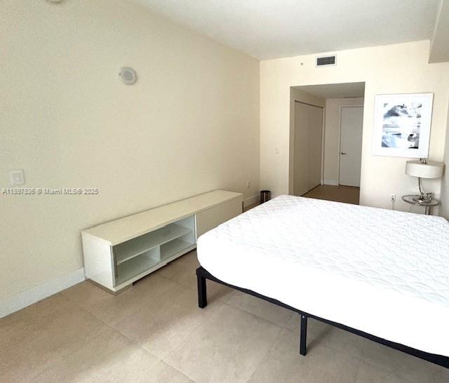 1100 MILLECENTO RESIDENCE - Residential Lease